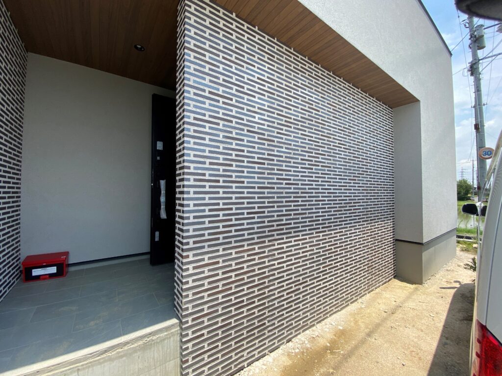 平田タイルオリジナル アナベル外壁タイル施工例/工事 ‣ 倉敷技建